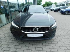 Fahrzeugabbildung Volvo V60 Cross Country B4 D AWD Plus 'Standheizung',A