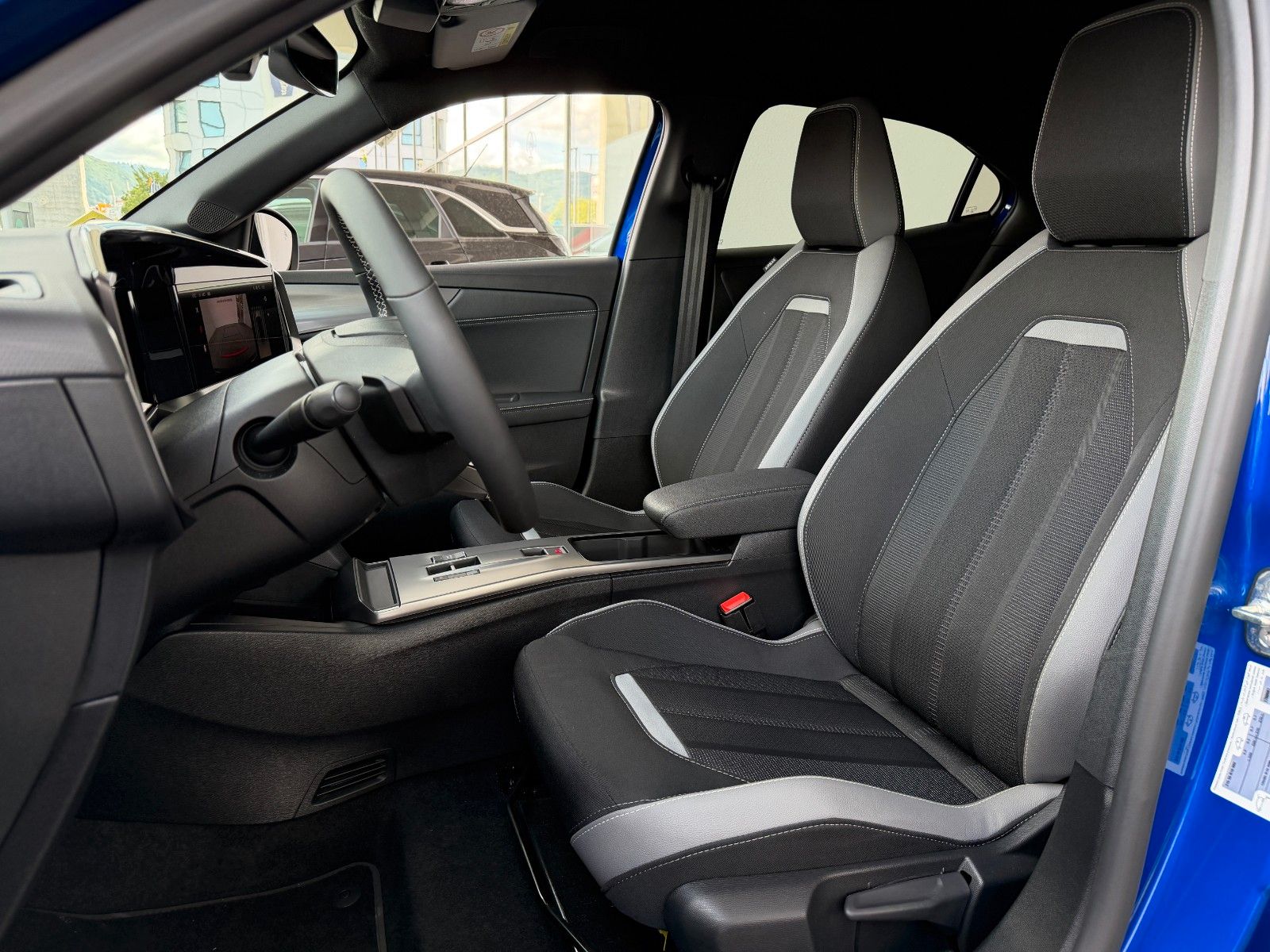 Fahrzeugabbildung Opel Mokka GS 136PS Automatik Hybrid/Navi/AHK!