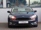 Ford Focus Turnier PDC Bluetooth HU 08/26 - mit Benzin-Antrieb: Blau, Stoff, Kombi, mit Klimaanlage, Bluetooth