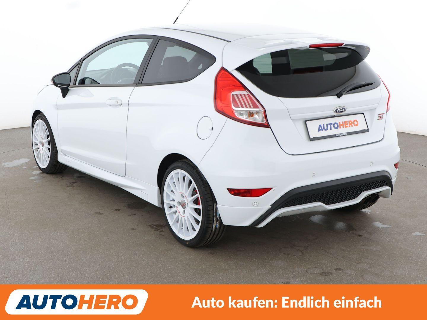 Ford Fiesta 1.6 EcoBoost ST*TEMPO*PDC*SHZ*KLIMA*