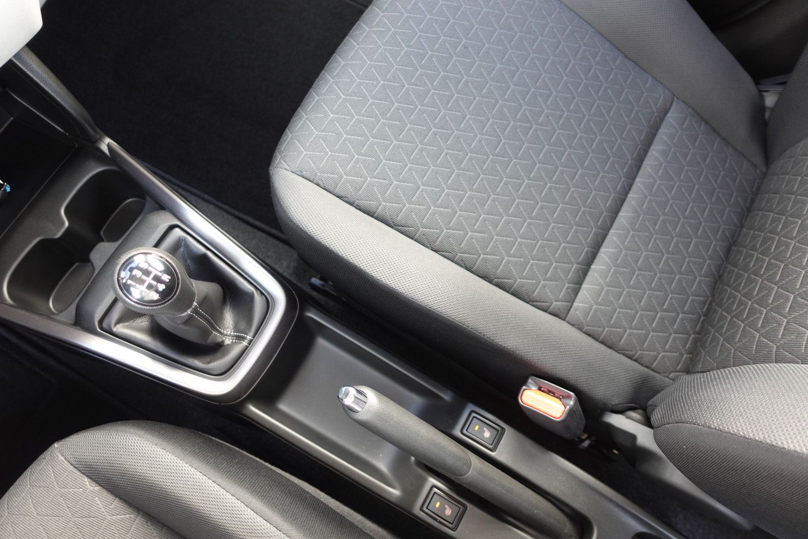 Fahrzeugabbildung Suzuki Swift Comfort+ 1.2 MildHybrid,Navi,Kamera,Sitzhz