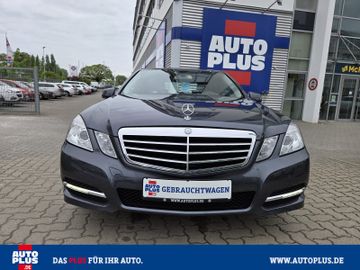 Mercedes E 200 - 12