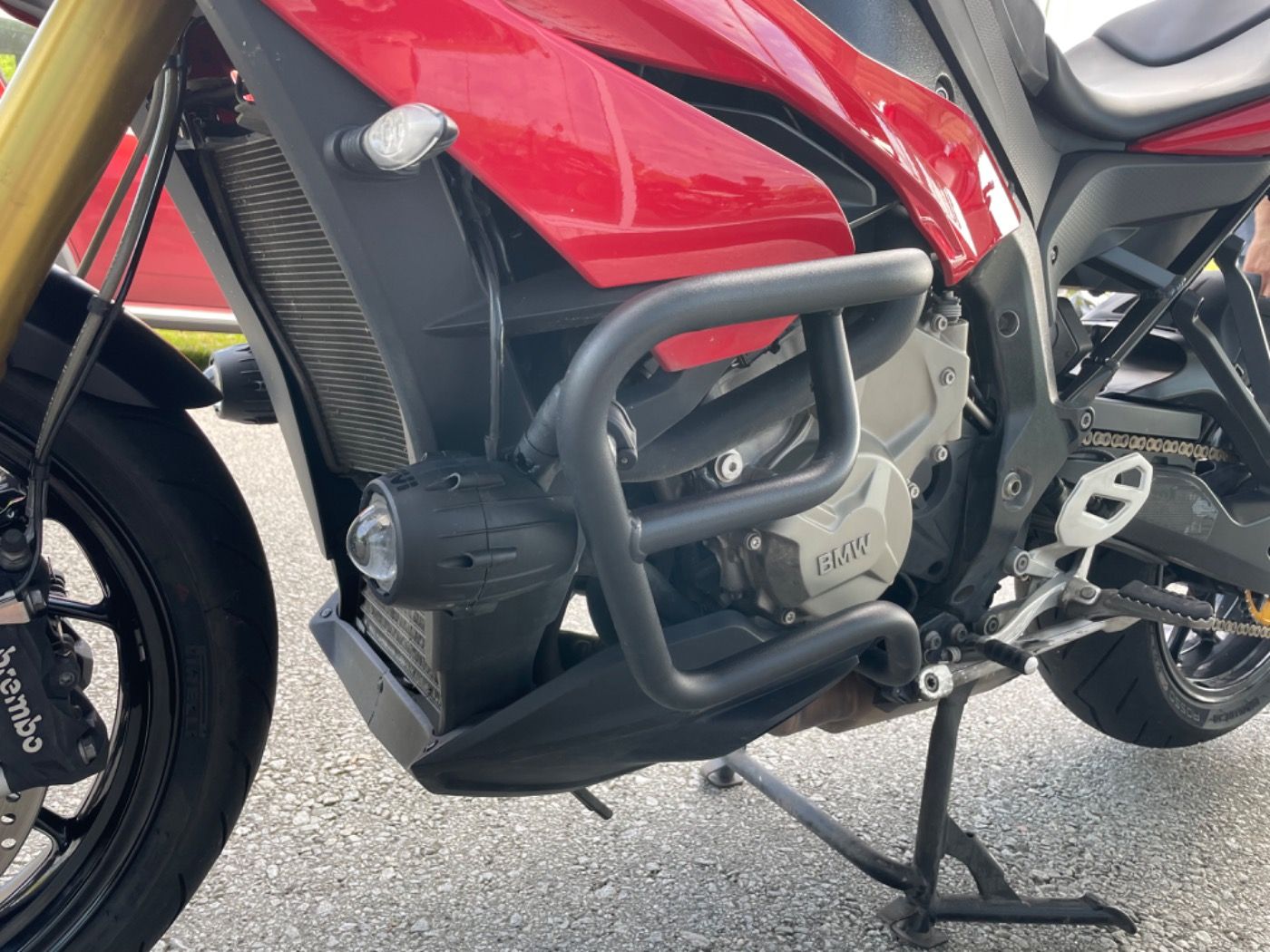 Fahrzeugabbildung BMW S 1000 XR mit Tieferlegung aus 1. Hand