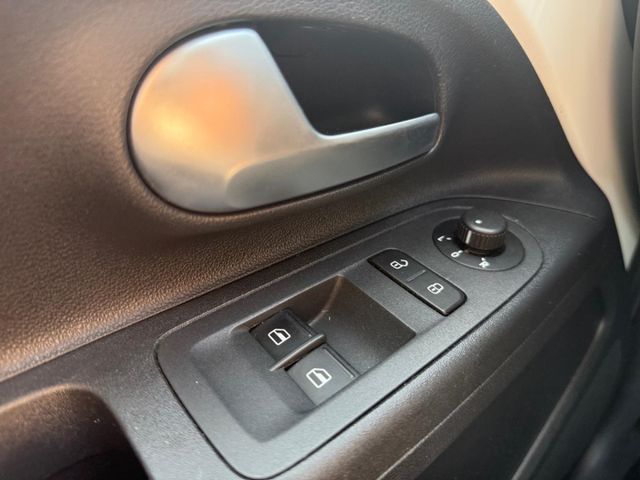 up! 1.0 DAB Sitzheizung Bluetooth
