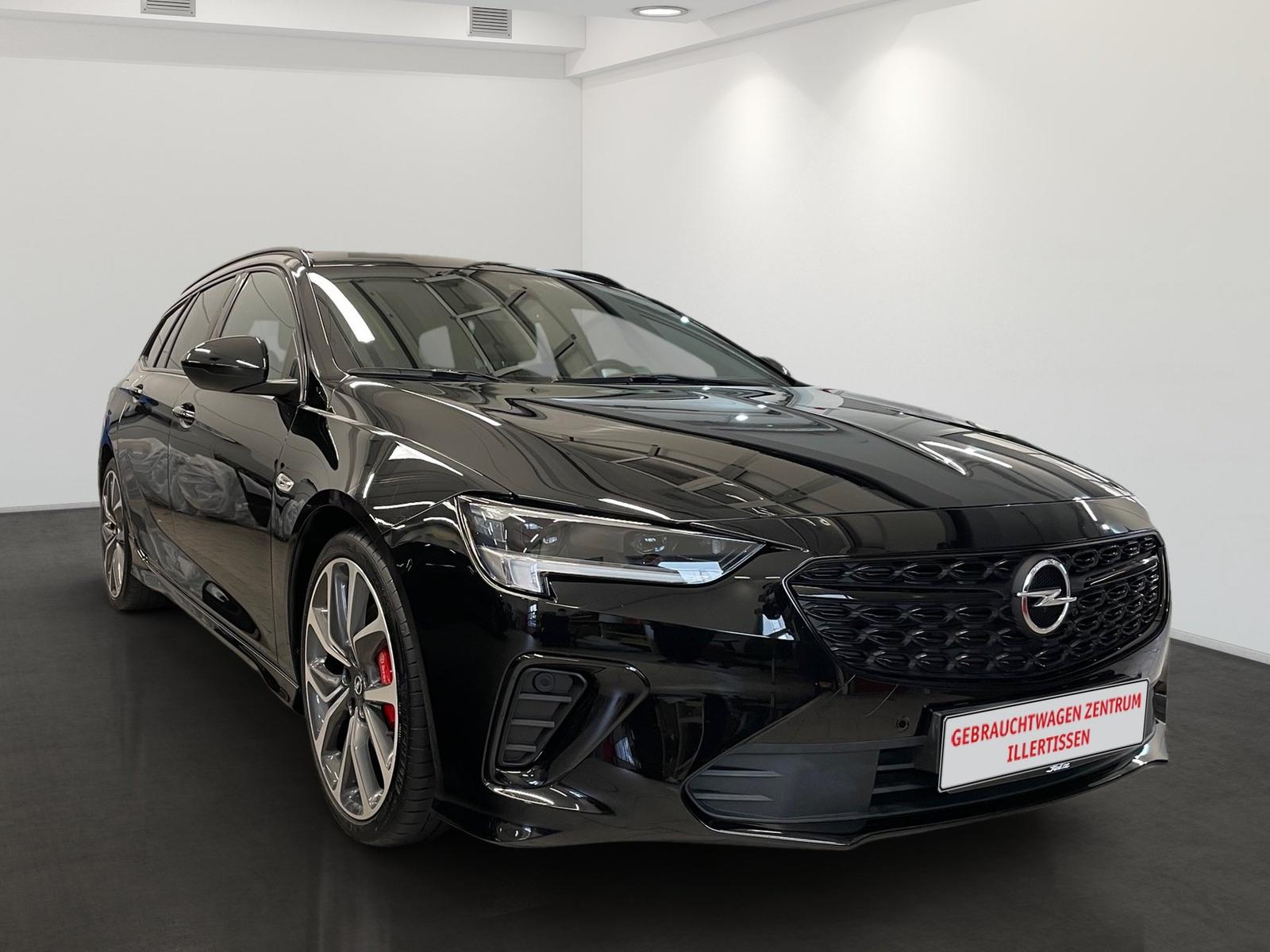 Opel Insignia B Sports Tourer 4x4 GSi *AHK*LED*KAMERA