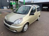 Toyota Yaris 1.3 Linea Luna Automatik Klima - Toyota Yaris: Van