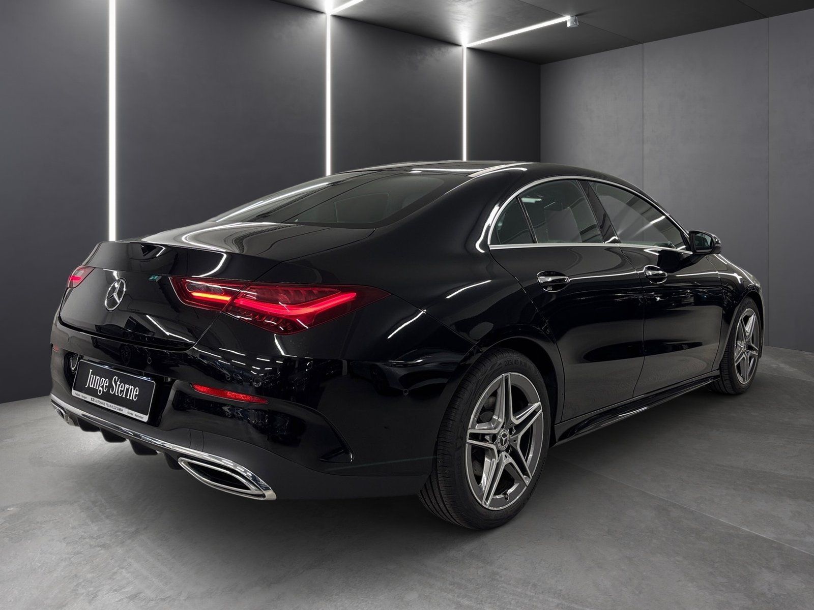Fahrzeugabbildung Mercedes-Benz CLA 200 AMG*AHK*Distro*MultiBeam*360°*Totwinkel*