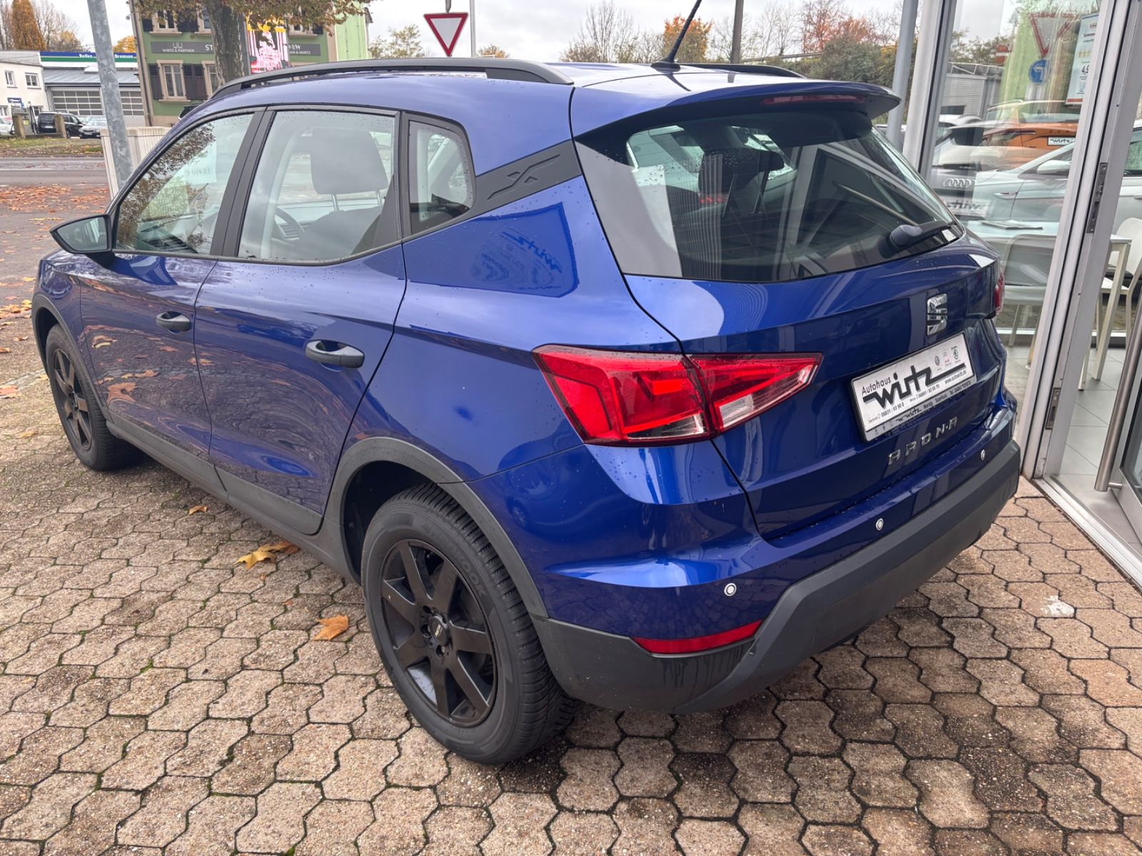 Fahrzeugabbildung SEAT Arona Reference 1.0 TSI SHZ