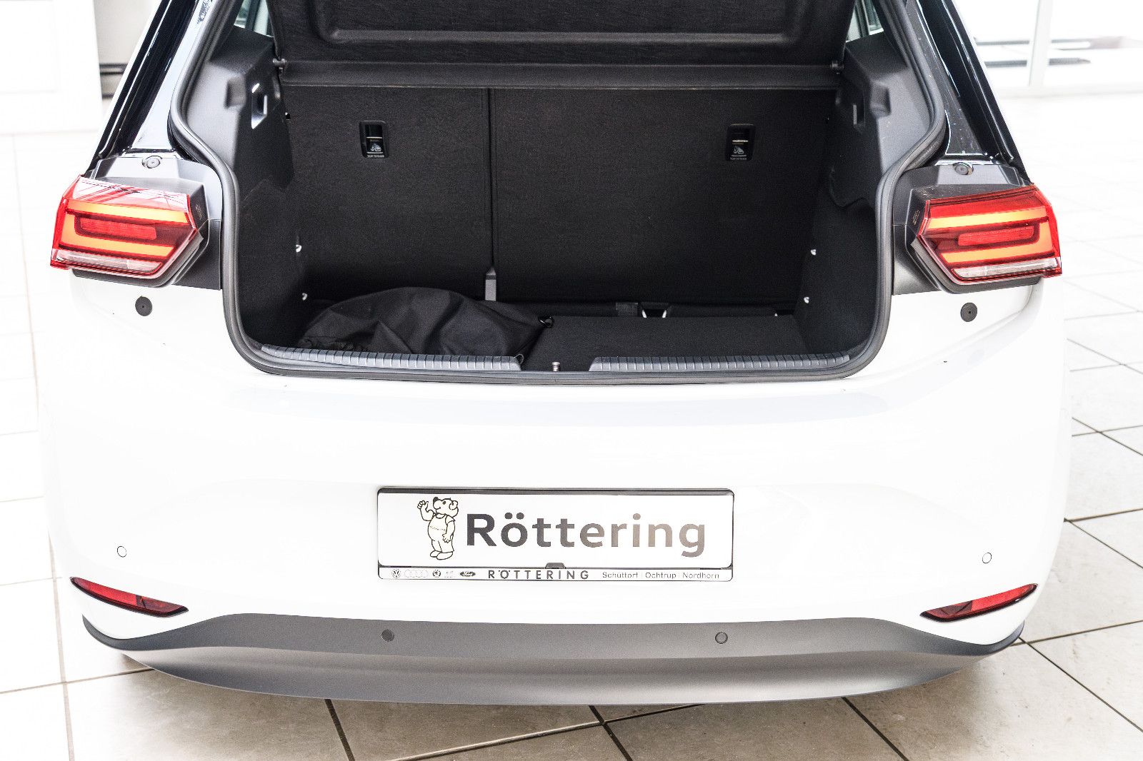 Fahrzeugabbildung Volkswagen ID.3 Pure Performance LED+NAVI+PDC+APP+GJ-REIFEN