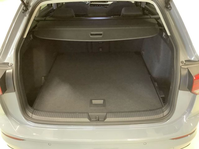 Golf Variant Style 1,5 l eTSI 96 kW DSG  Standhe