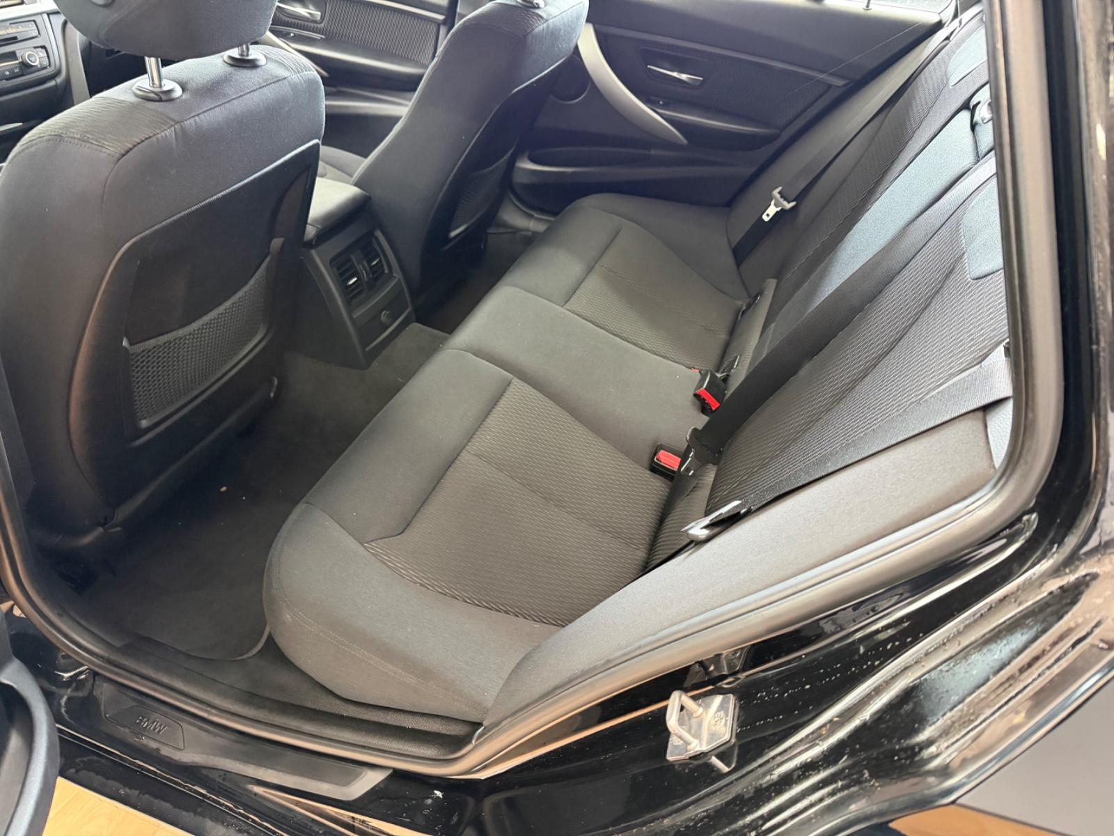 BMW 316 2013 — photo 8