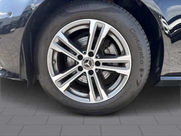 Mercedes E 220 - 6