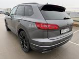 Volkswagen Touareg 3.0 TDI*R LINE*BlackS*PAN*MATRI*LUFT*VOL - gebrauchte VW Touareg aus dem Jahr 2022