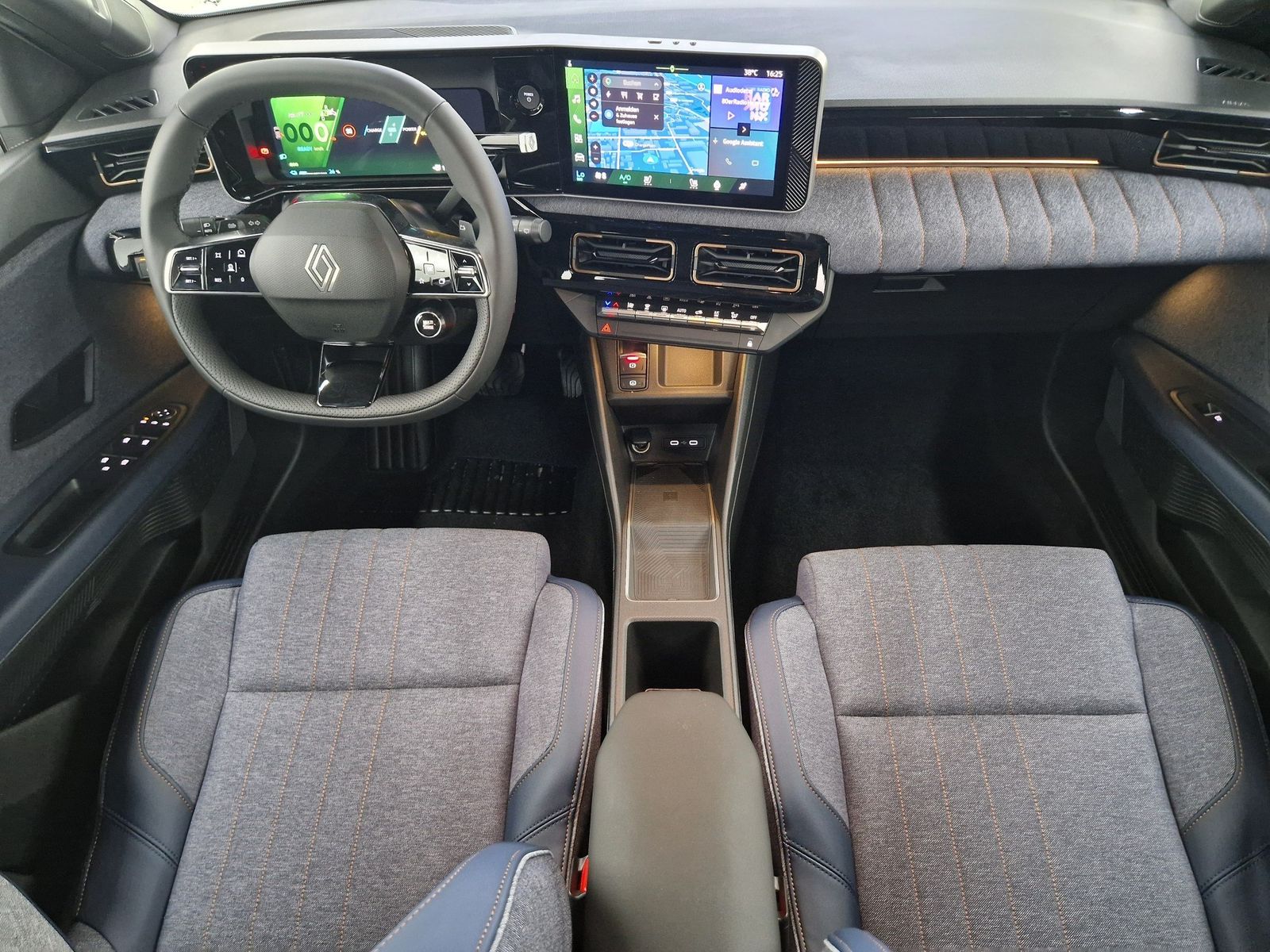 RENAULT R 4 E-Tech Techno 150 Comfort Range – Bild 14