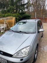 Ford Focus Ghia, neue Allwetterreifen- HU bis 11/26