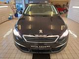 Peugeot 308 Style PureTech 110 STOP & START - Peugeot 308 Style mit Benzin-Antrieb
