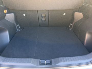 Toyota Yaris Cross - 12
