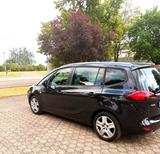 Opel Zafira Sports Tourer 2.0 - Opel Zafira Tourer: Sport