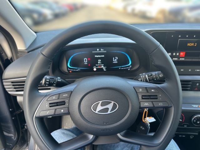 Fahrzeugabbildung Hyundai BAYON FL (MY25) 1.0 T-GDI Select Navi Kamera Ein