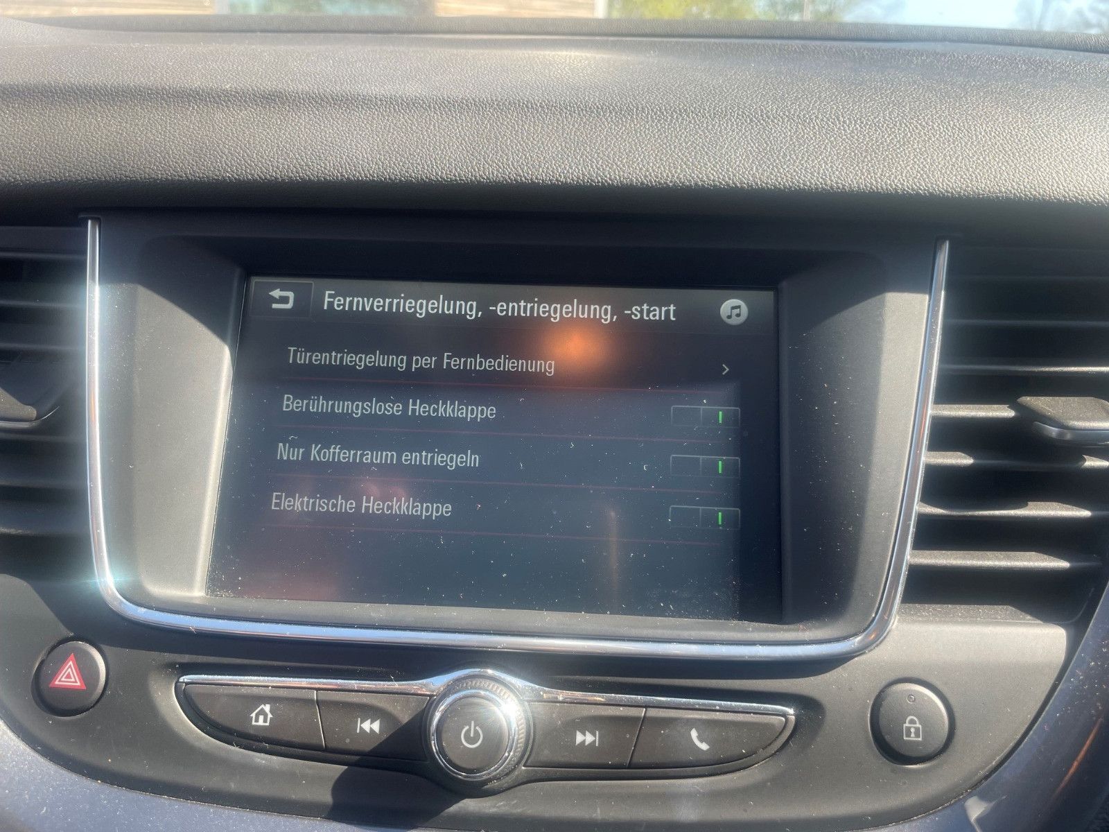 Fahrzeugabbildung Opel Grandland Elegance AT+elektr. Heckklappe+Sitzhzg