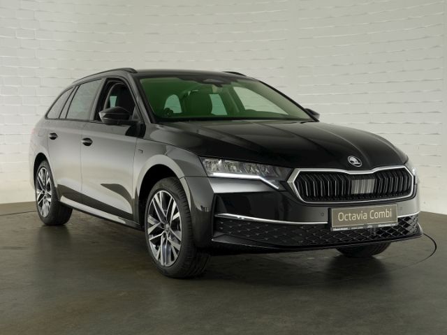 Octavia COMBI TOUR TSI+AHK+NAVI+SITZ-/LENKRADHEI