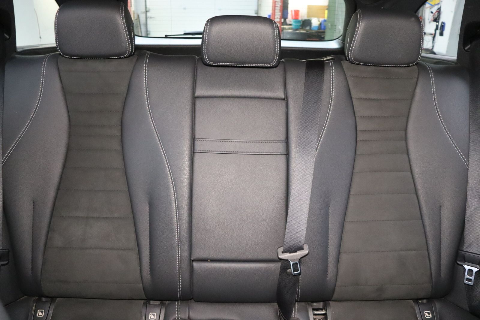 Fahrzeugabbildung Mercedes-Benz E 400 d 4Matic AMG-Paket * Multibeam * 360°