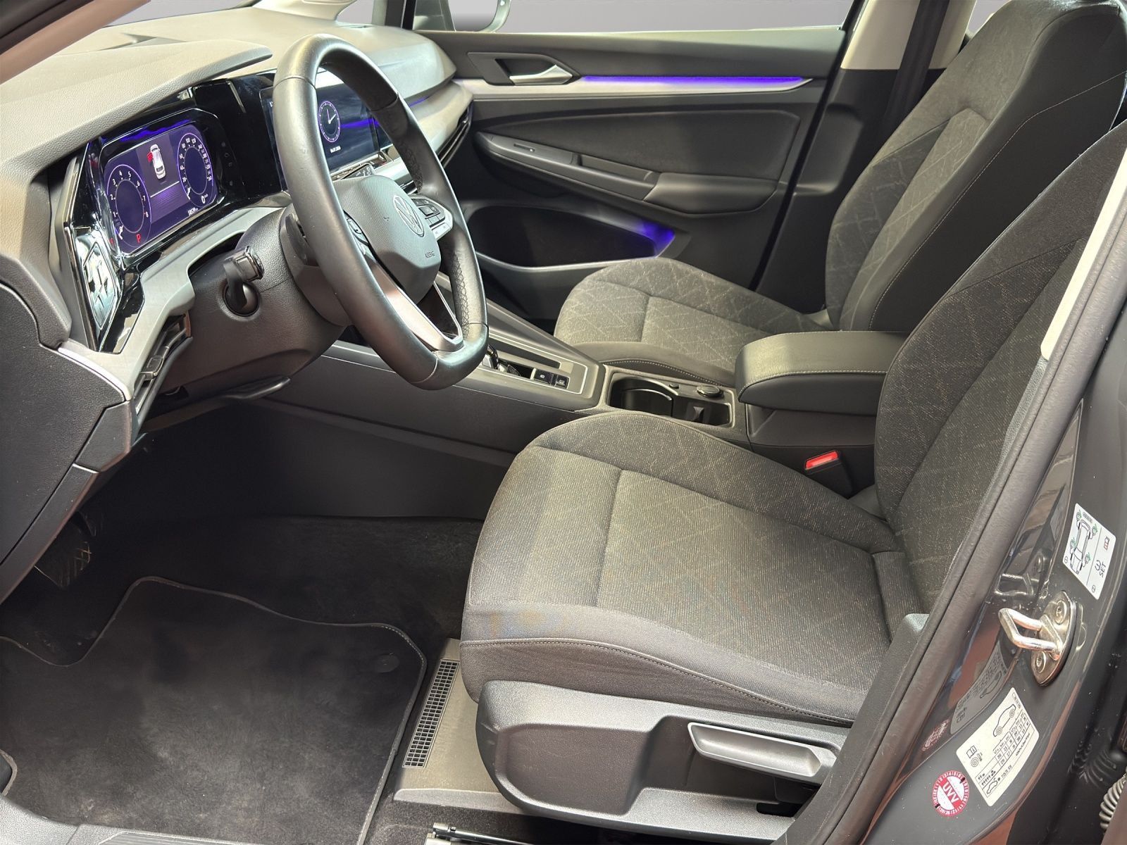 Volkswagen Golf - Bild 9