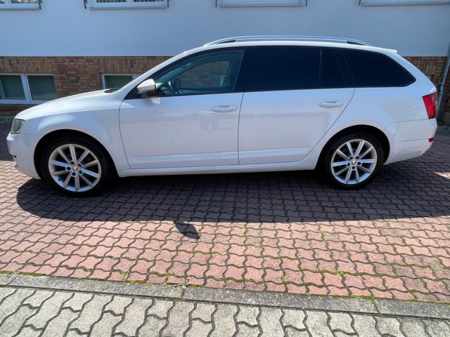 Skoda Octavia Combi Elegance 2.0 TDI Alu