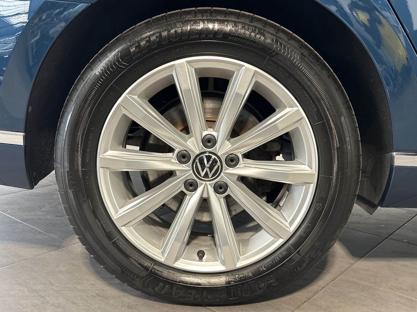 Fahrzeugabbildung Volkswagen Passat Variant 1.4 TSI DSG GTE NAV+LED+ACC+VCOCK