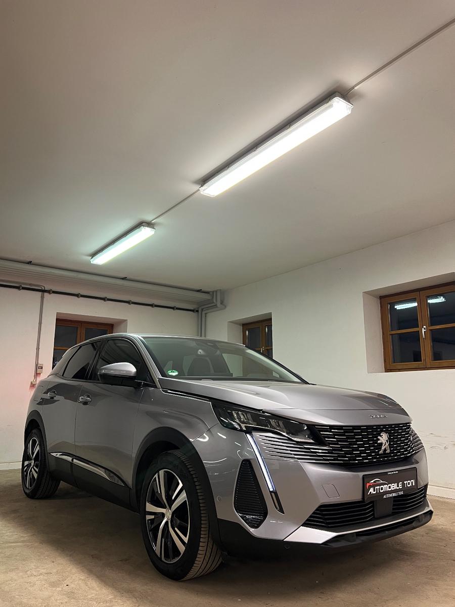 Peugeot 3008 Allure*LED Scheinwerfer*Navi*AHK*Teilled.*