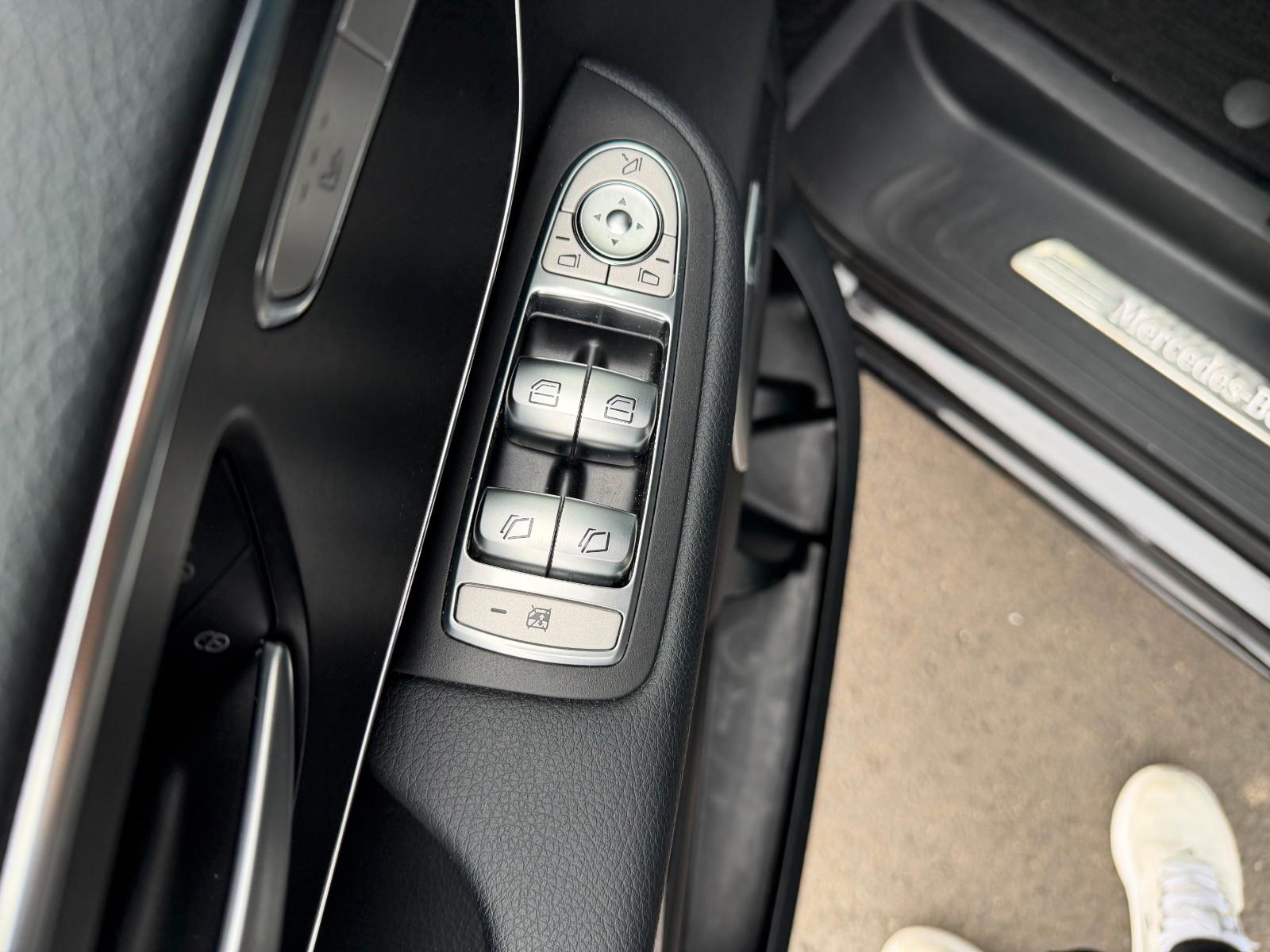Mercedes-Benz V250 4Mat.LEDER/AHK/MBux/AMG LM/Standh/LED/Sound