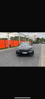 BMW 330d M Paket+Leder Alcantara+8-Fach Be... - BMW 330 mit Diesel-Antrieb: Limousine, 330d M Paket
