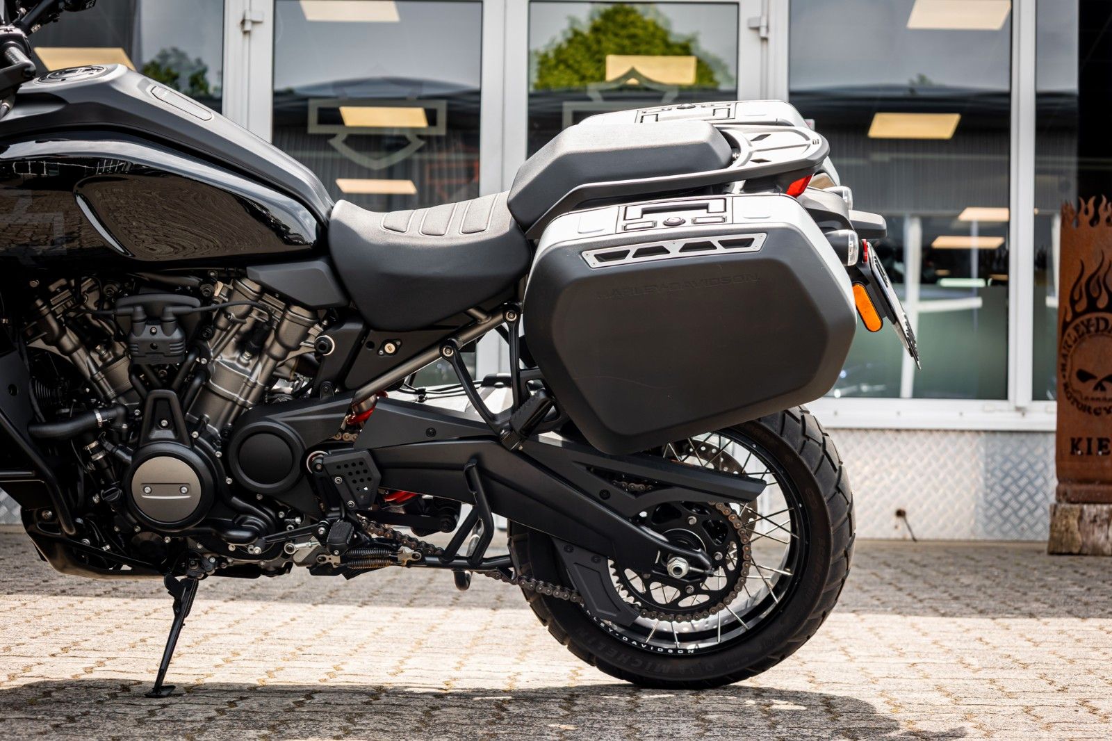 Fahrzeugabbildung Harley-Davidson RA1250S Pan America Special - Screamin Eagle