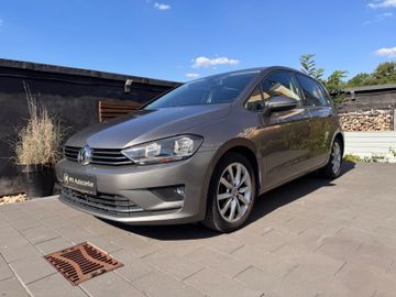 Volkswagen Golf - 3