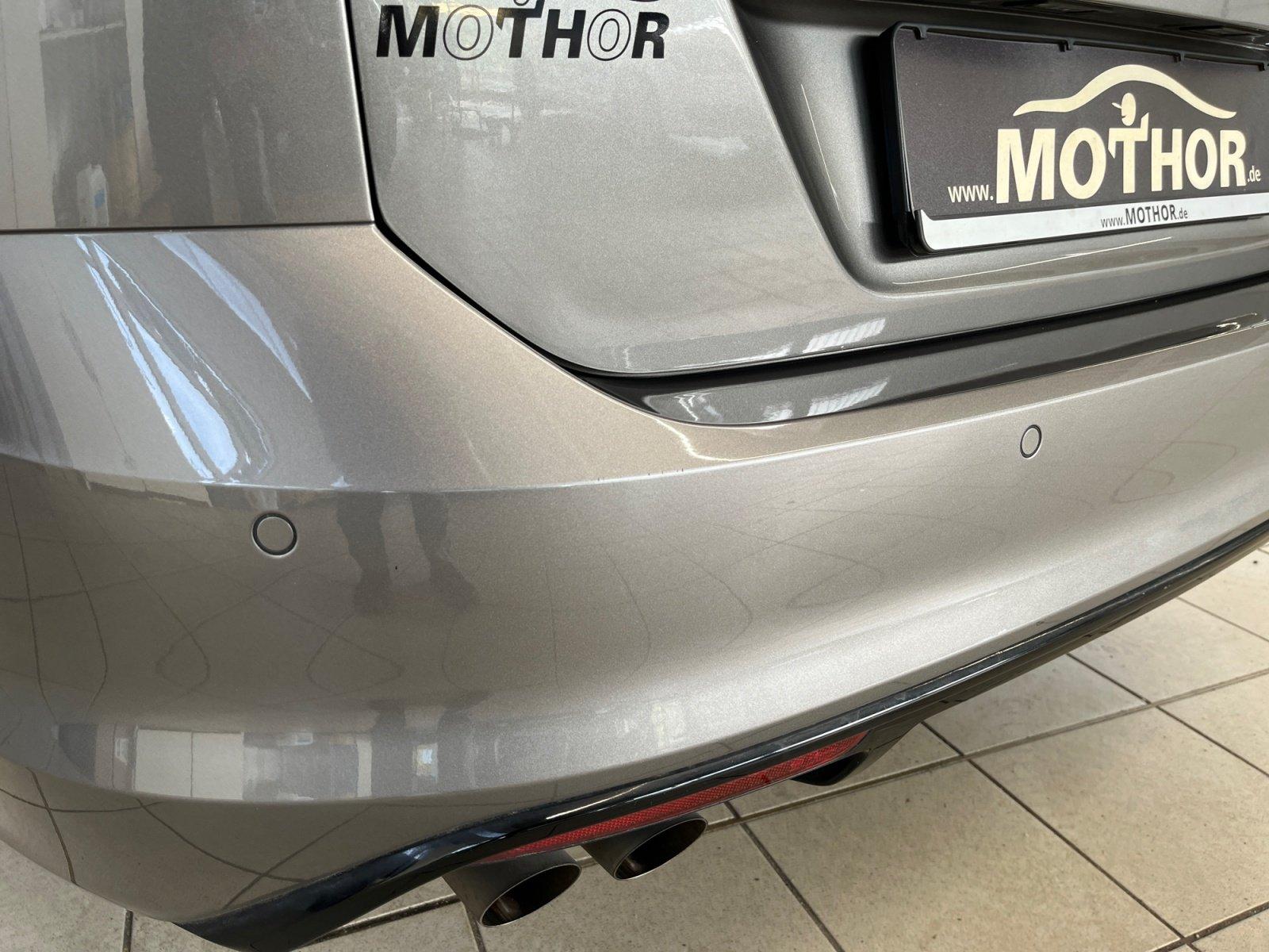 Volkswagen Golf VII Variant R-Line 1.4 TSI DSG BiXenon PDC