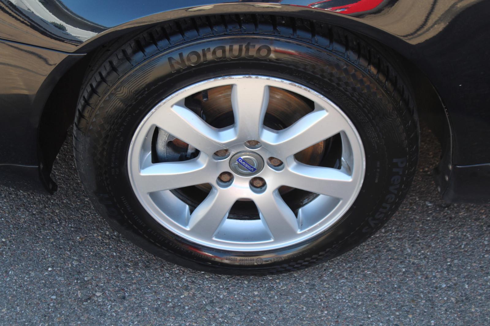 Volvo V70 2013 — photo 8