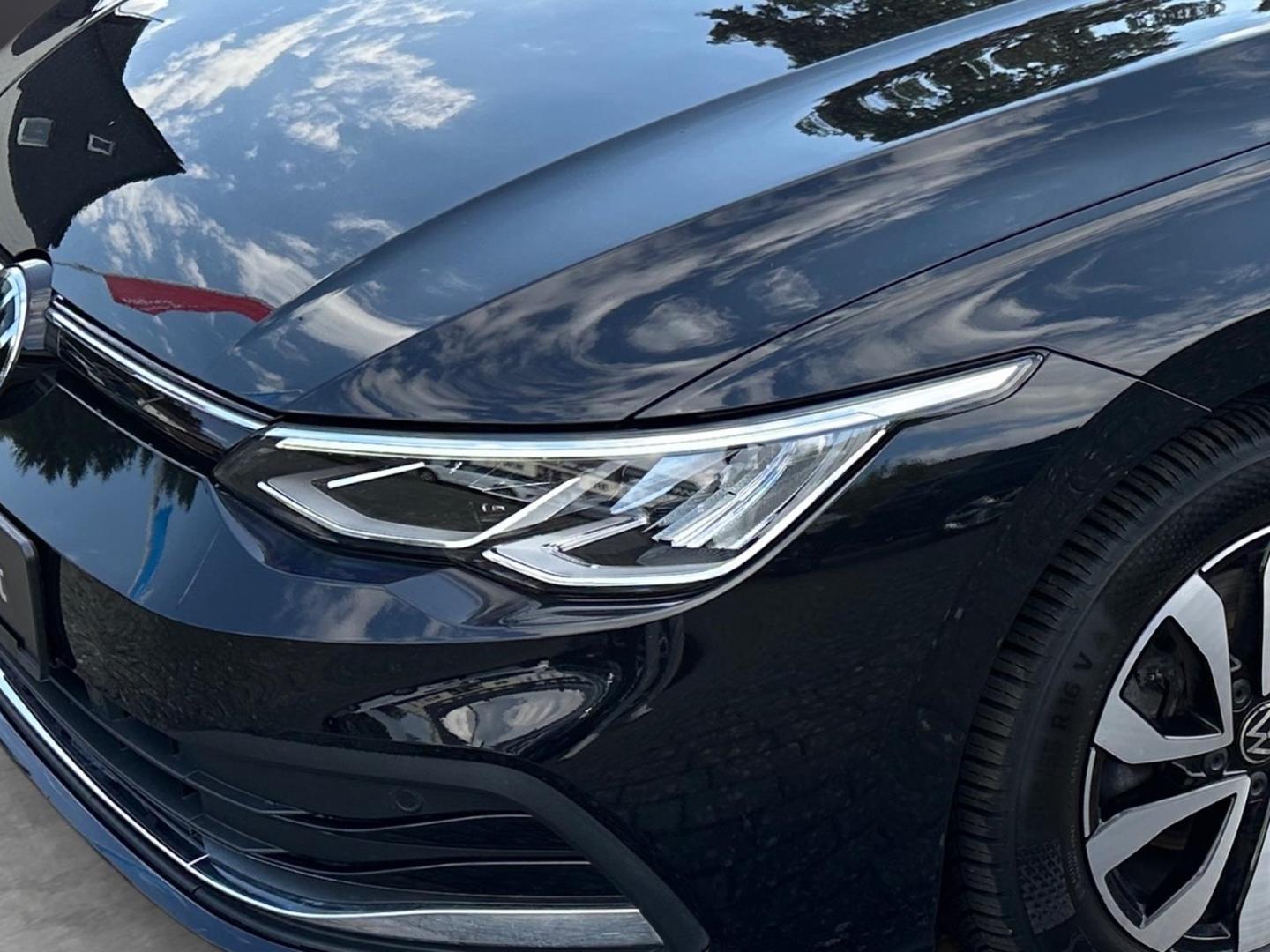 Volkswagen Golf VIII Active 1.5 TSI LED Navi Climatronic Si, миниатюра 7