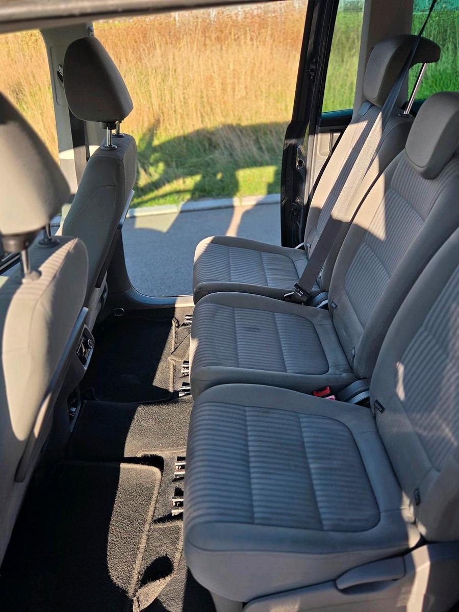 Seat Alhambra 2012 — photo 9