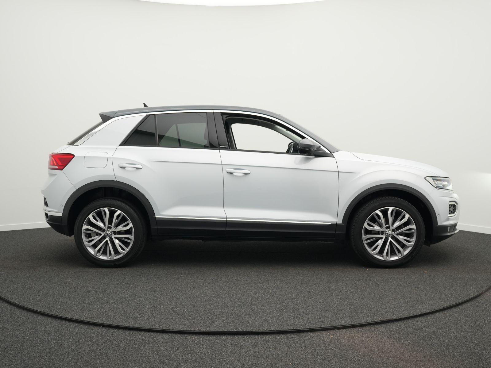 Volkswagen T-Roc IQ.DRIVE 1.5 TSI *LED*NAVI*ACC*18"*, миниатюра 11