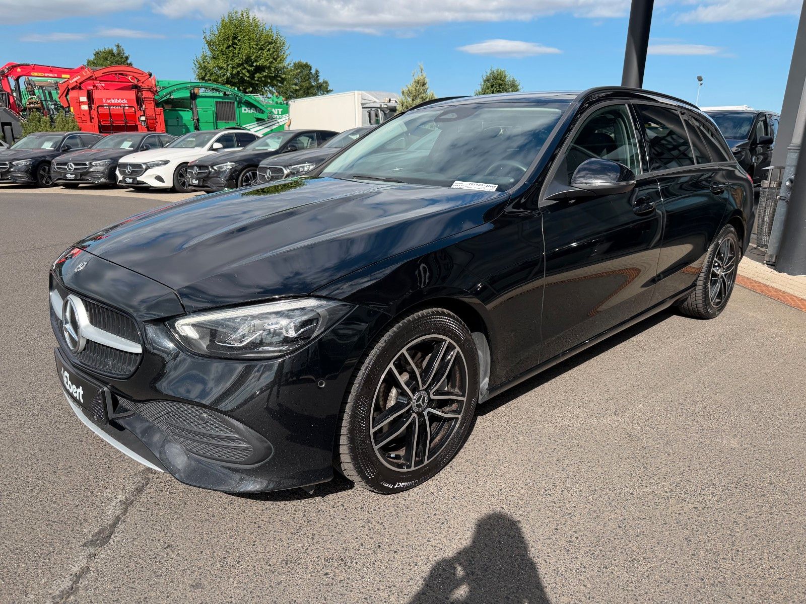 Fahrzeugabbildung Mercedes-Benz C 200d T RFK+SpurhaltA+EinparkP+SpiegelP+LED+IHC