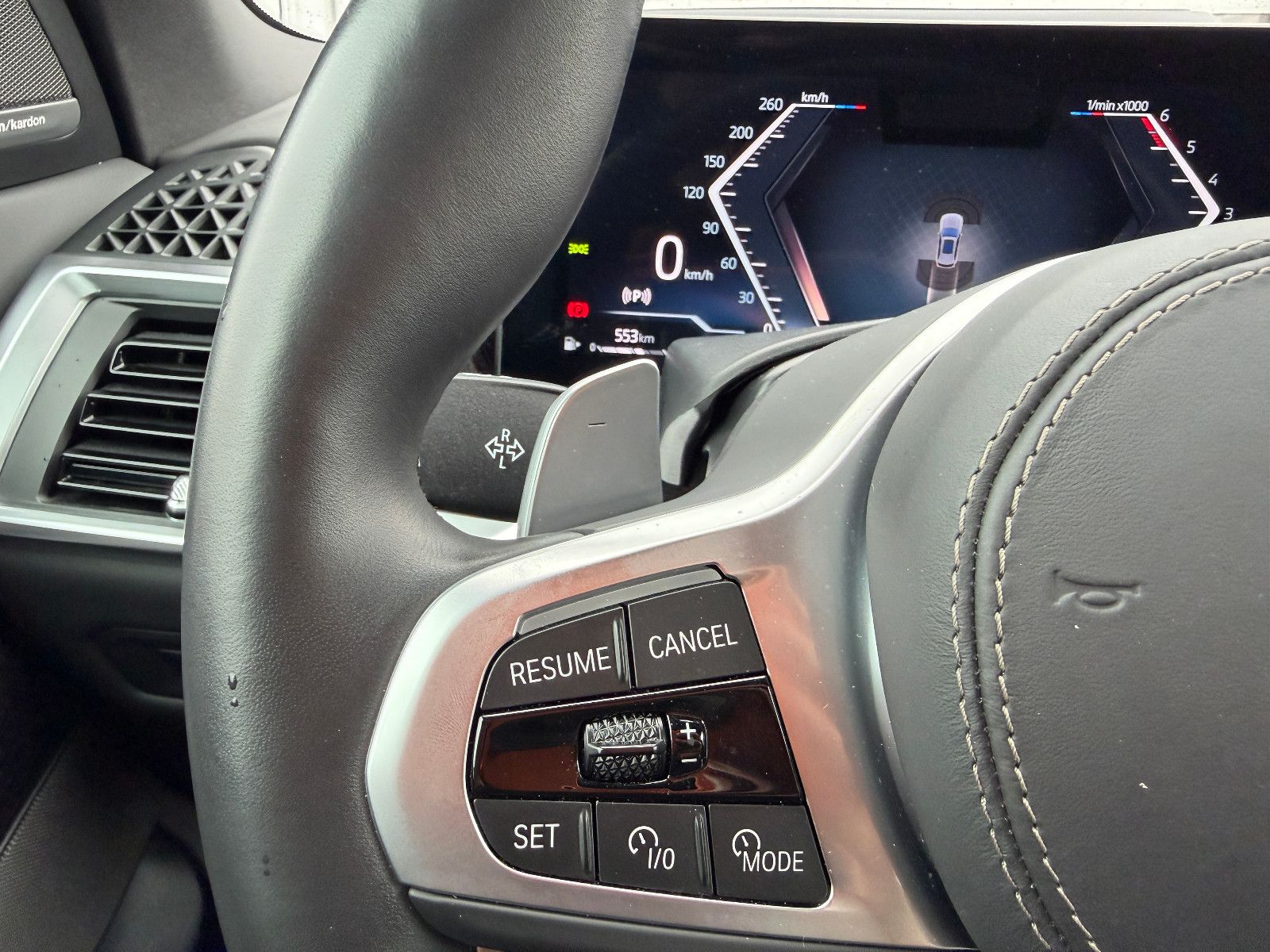 Fahrzeugabbildung BMW X5 30 d xDrive M Sport/HEAD-UP/360°/SOUND/AMBIEN