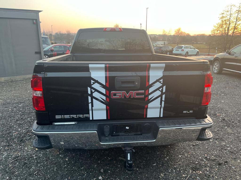 GMC Sierra