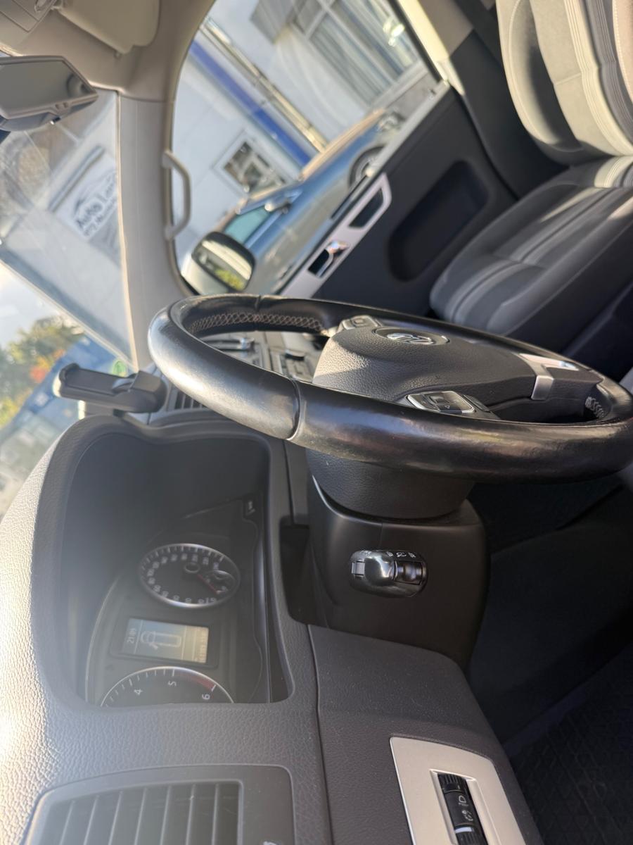 VOLKSWAGEN T5 MULTIVAN 2.0 TDI 179CH - GPS - CHAUFFAGE STATIONNAIRE - BVM - ATTELAGE - 161.400 KMS