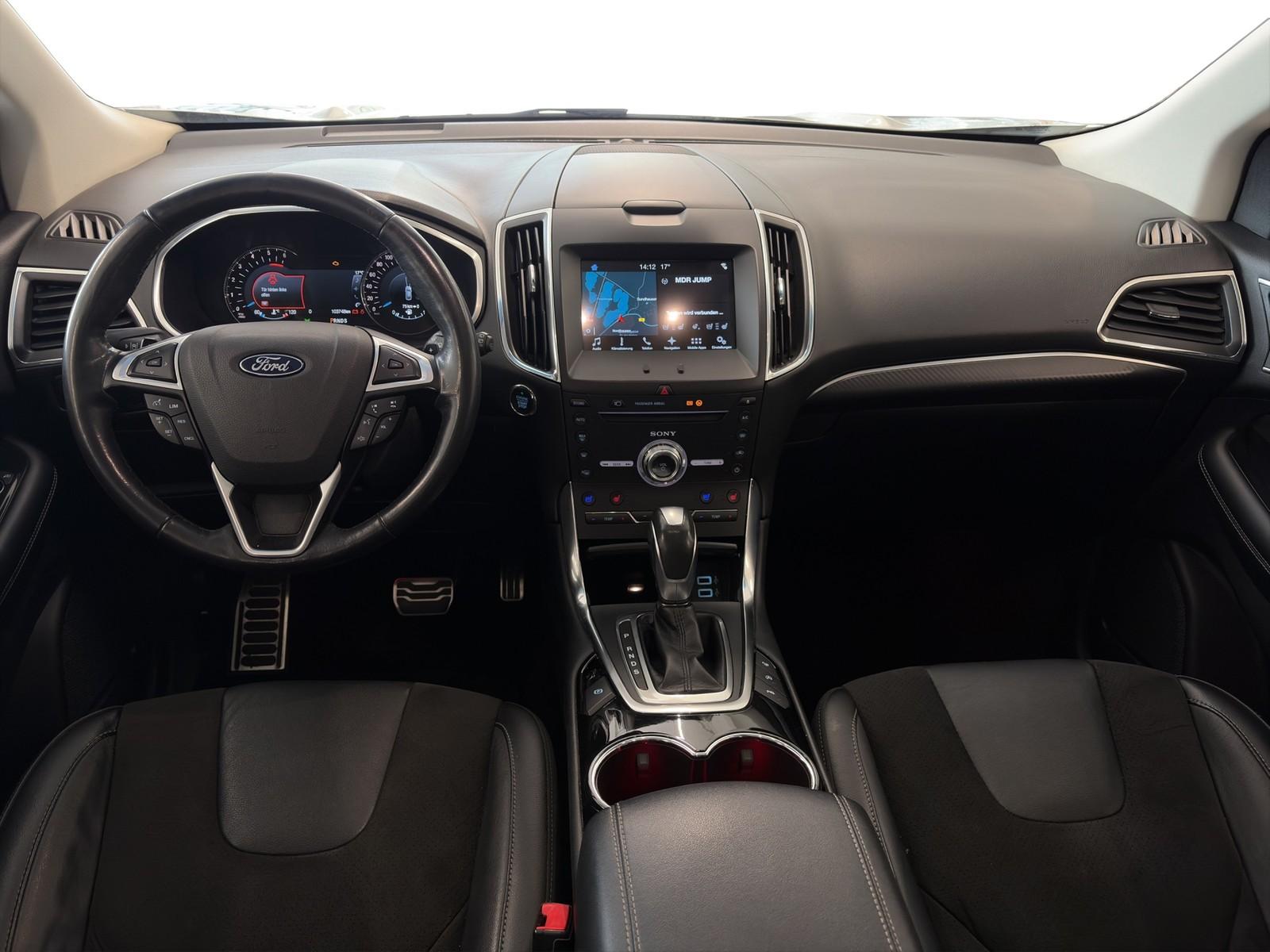 Ford Edge ST-Line 4x4 +AHK+LED+PANORAMA+KLIMA+LM+ZV++