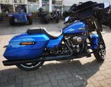 Harley-Davidson FLHX 117 Street Glide - Harley-Davidson Motorräder in Berlin