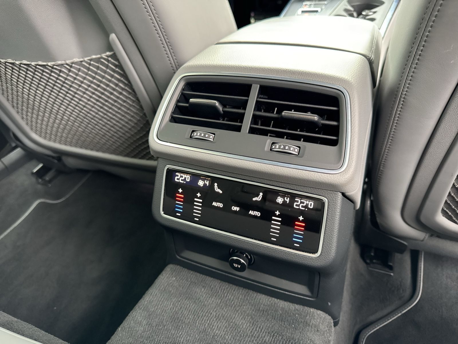 Audi S6 - Bild 19