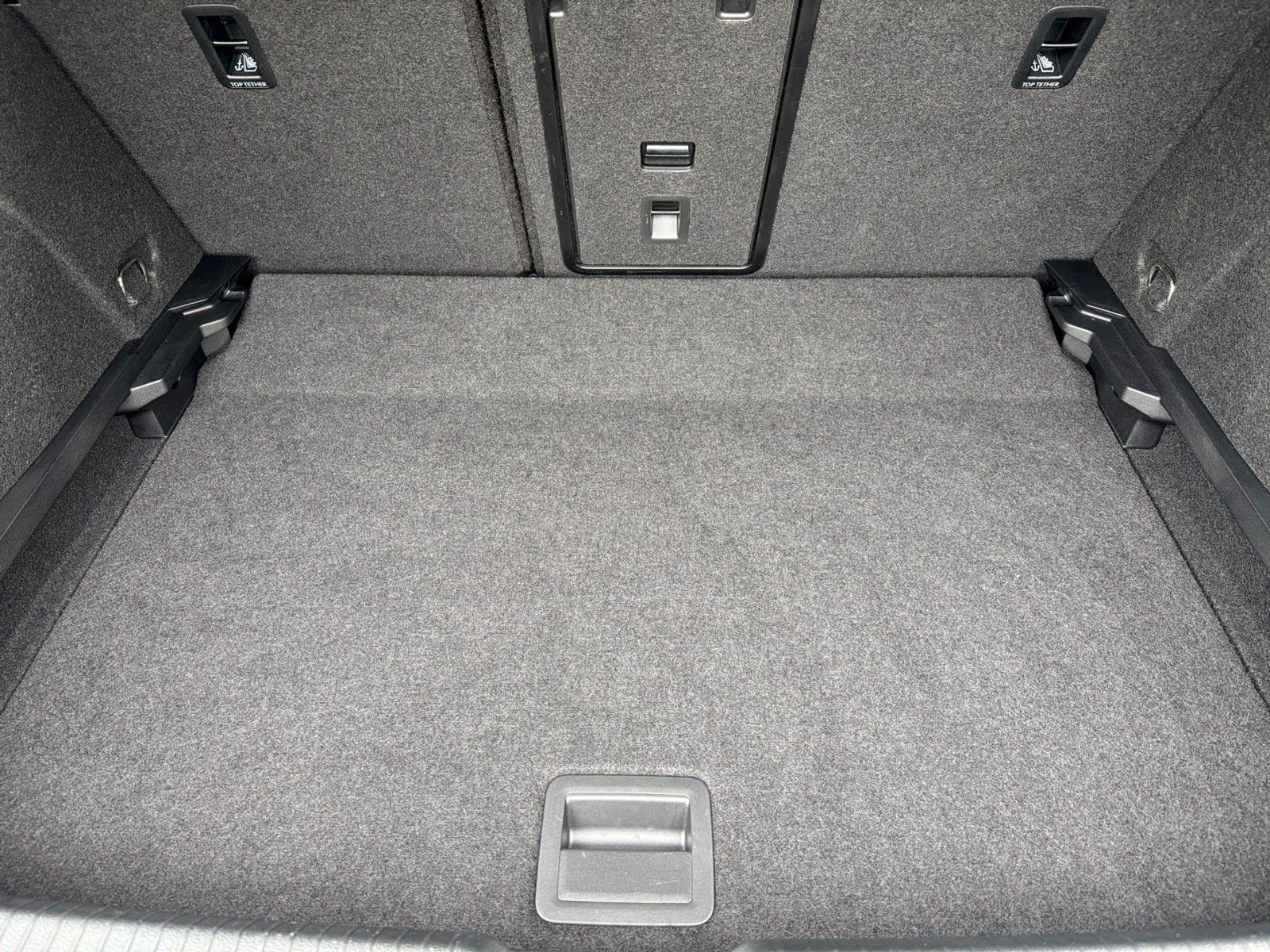 Fahrzeugabbildung Volkswagen Golf VIII Lim. 1.5 TSI Life