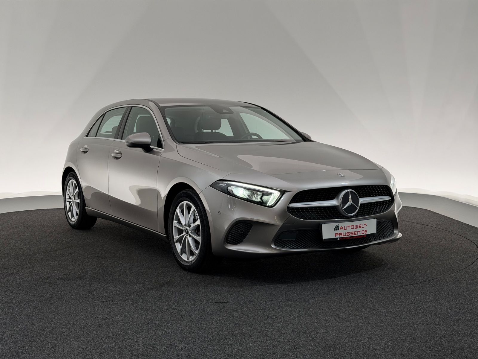 Gebrauchtwagen Mercedes-Benz A A 250*PROGRESSIVE*LED-SHZ-APP-MBUX-BUSINESS-SPUR in Horb am Neckar