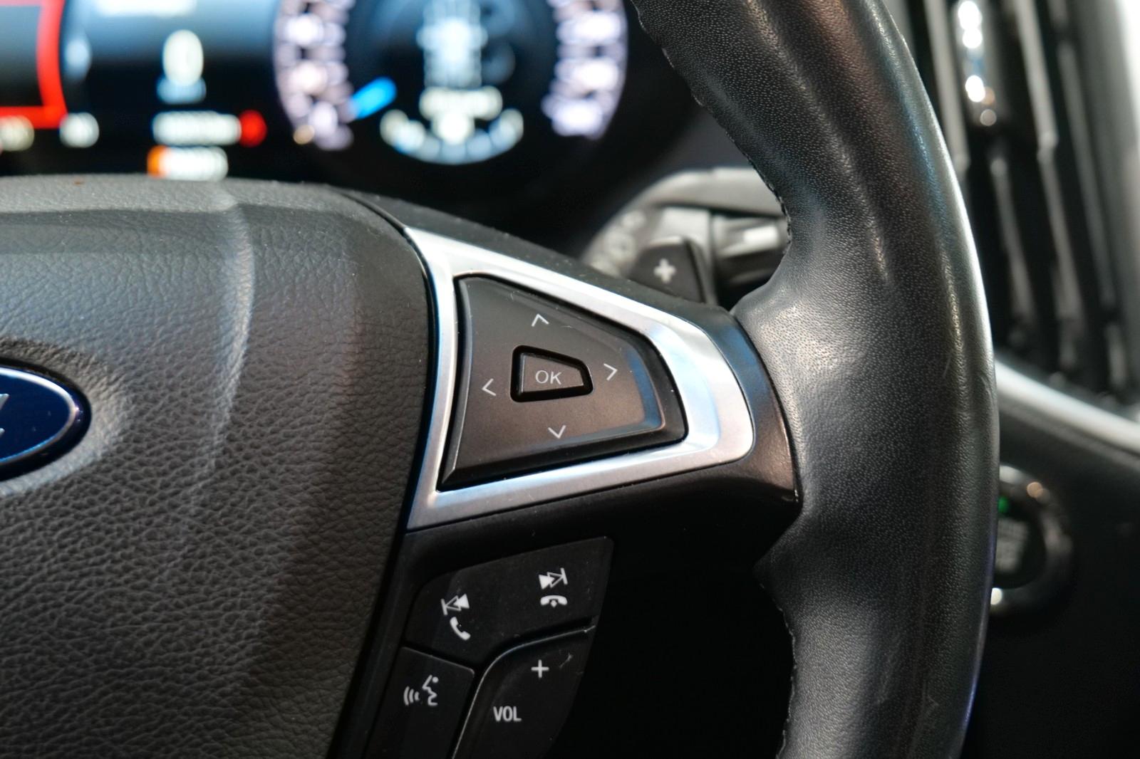 Ford Edge Titanium 4x4 *LED*L-HZG*Spurhalteassistent*