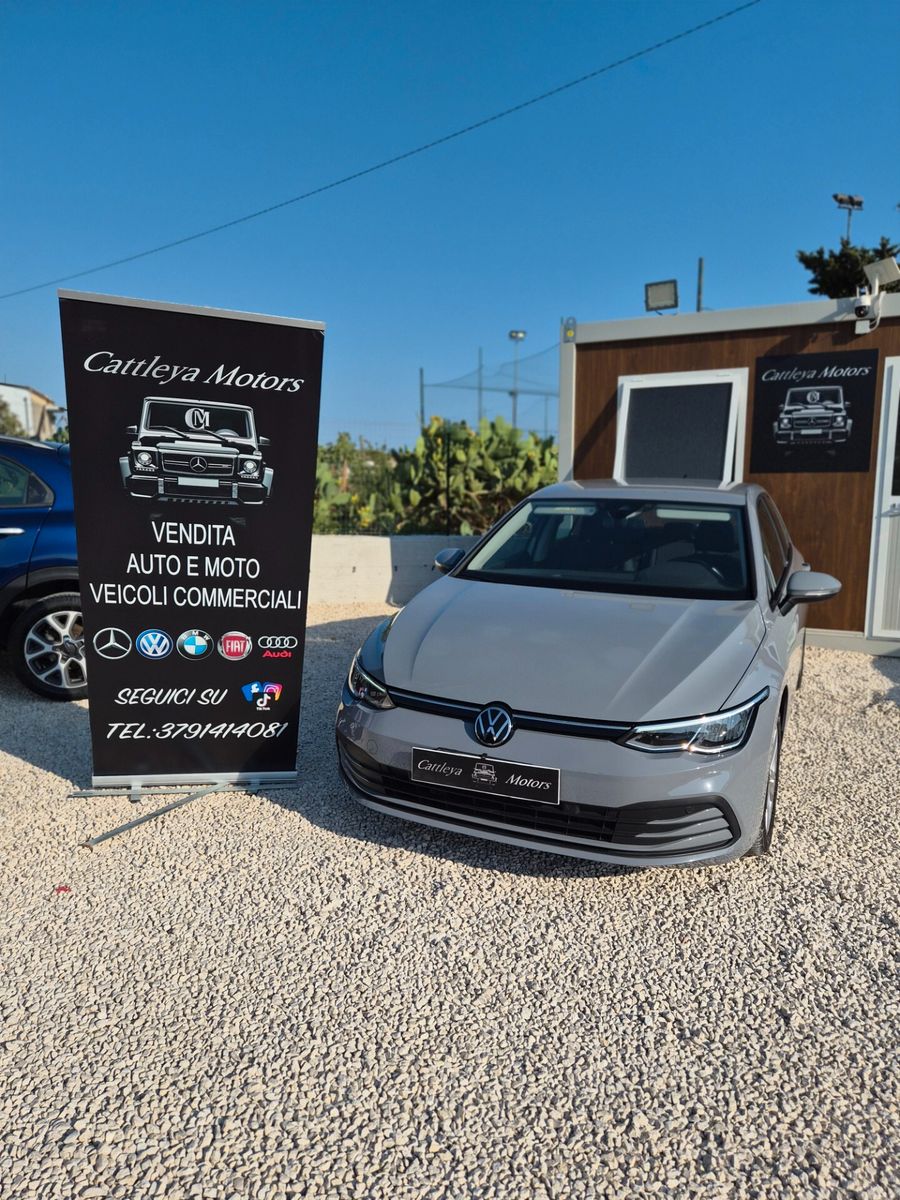 Volkswagen Golf 2.0 TDI 115 CV SCR Life imagem 2